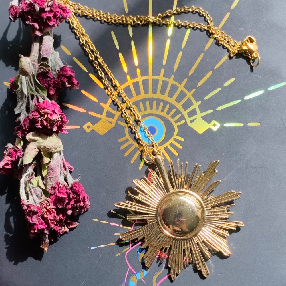 statement necklace - Picture 2 of 4